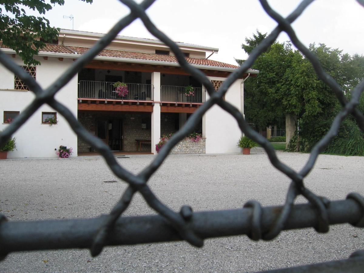 Agriturismo Antica Corte Contadina Premariacco Eksteriør billede